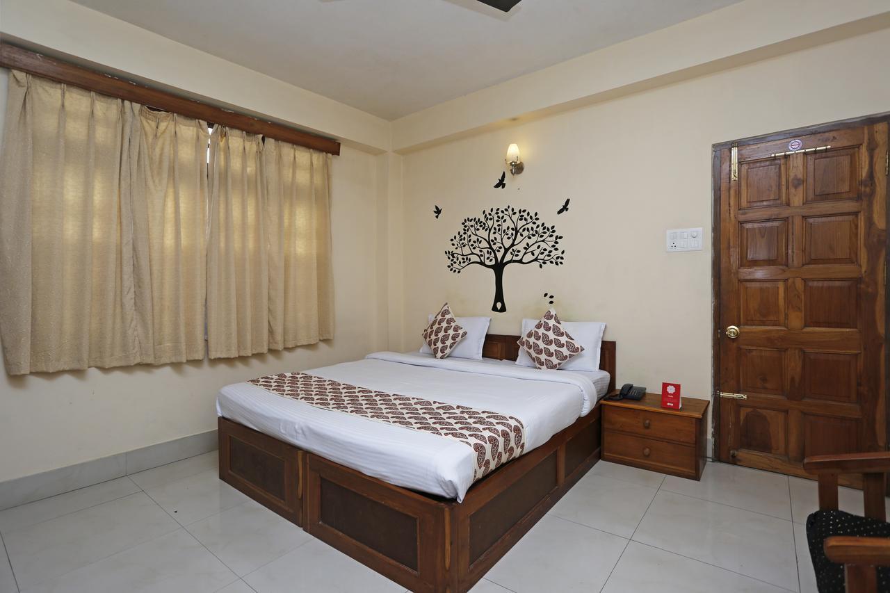 Oyo 2402 Hotel Highwinds Shillong Esterno foto